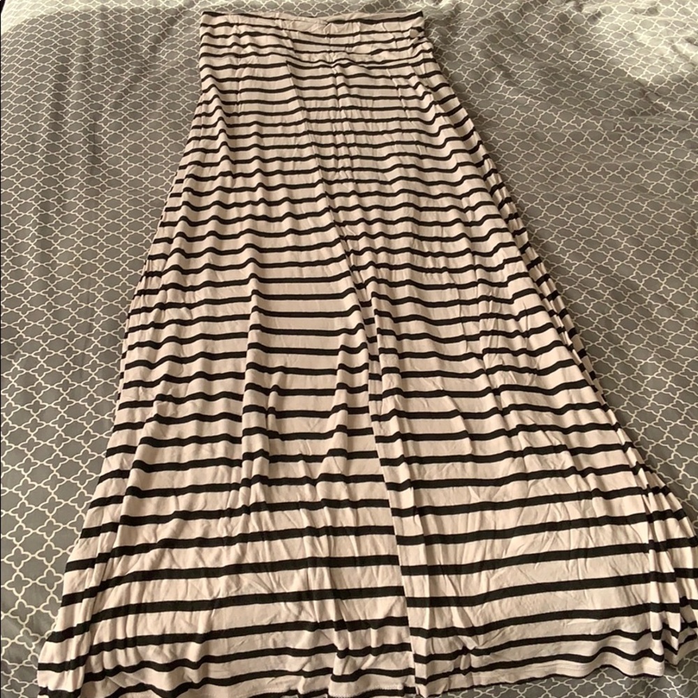 Maxi skirt doubles as a tube top dress